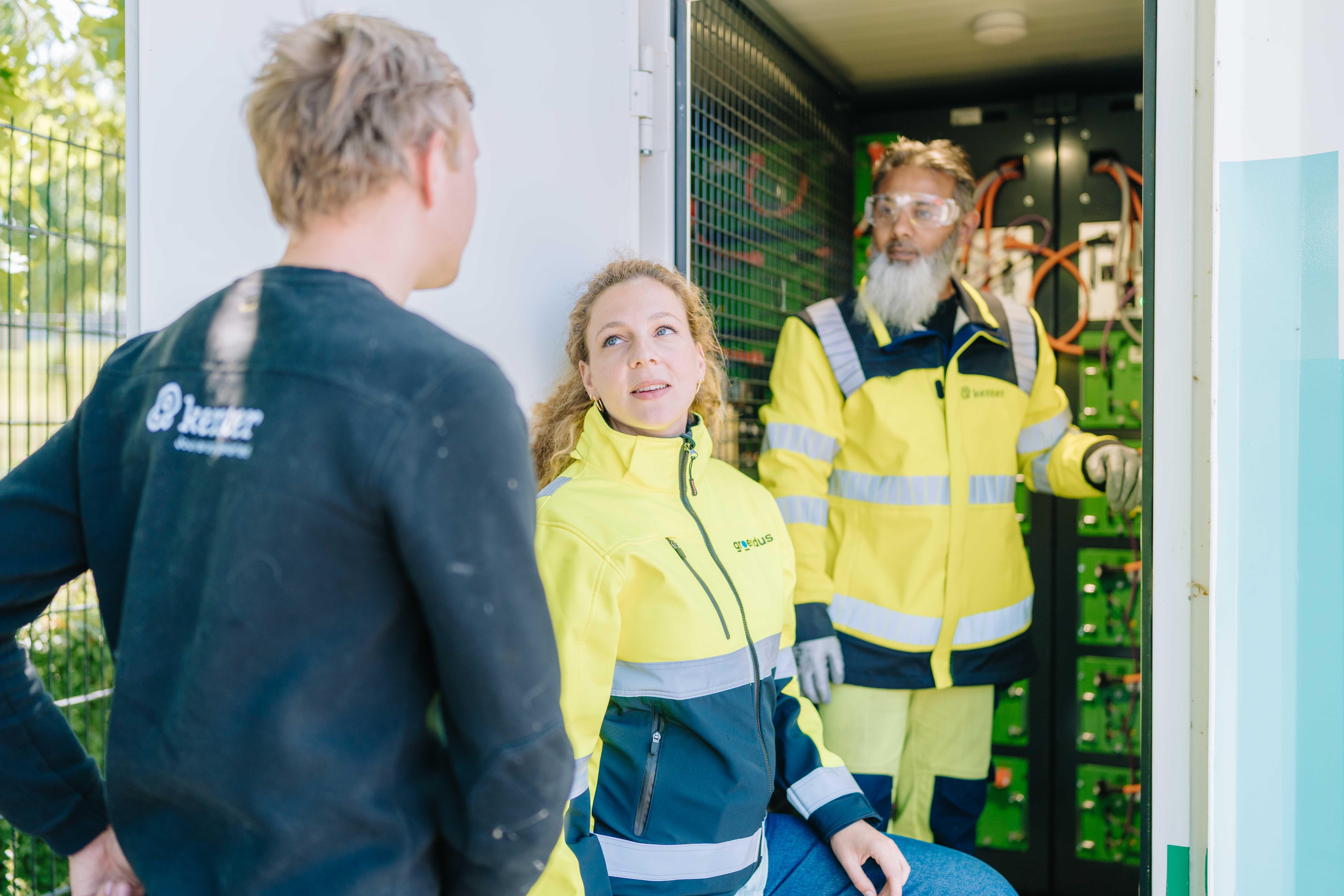 Startende Elektrotechnicus, Middenspanning, Laadpalen en Batterijen
