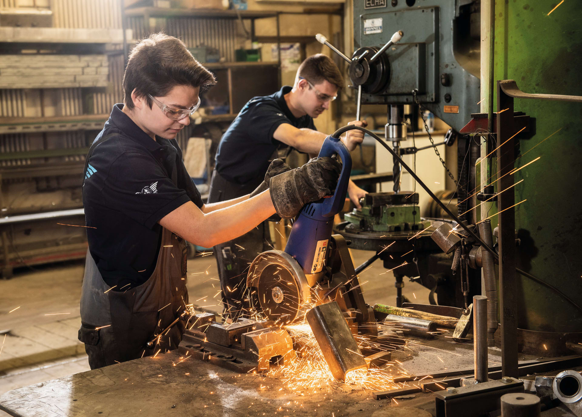 Bild Metall im Griff