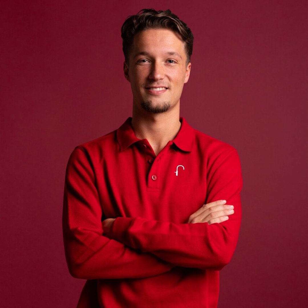 Senior logistics employee Quooker