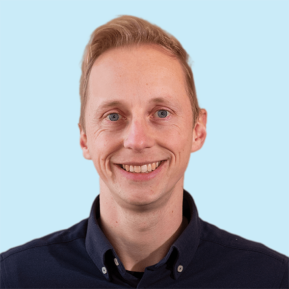 Imre, Financieel Adviseur