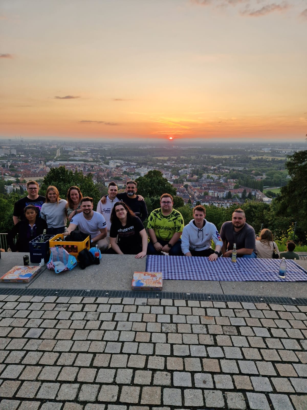 Teamevent Sonnenuntergang auf dem Turmberg 2024