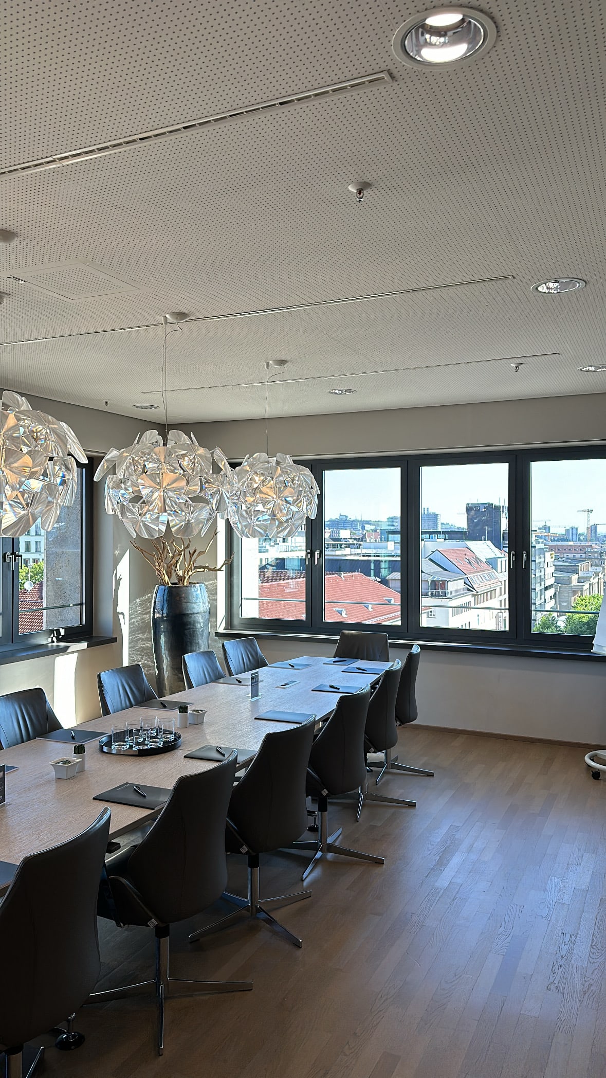 Akin Colak Büro Konferenzraum
