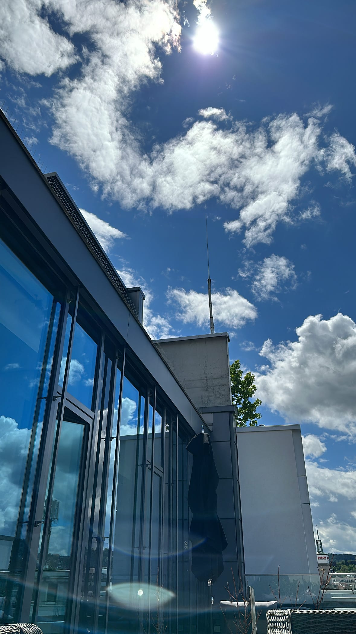Akin Colak Büro Terrasse