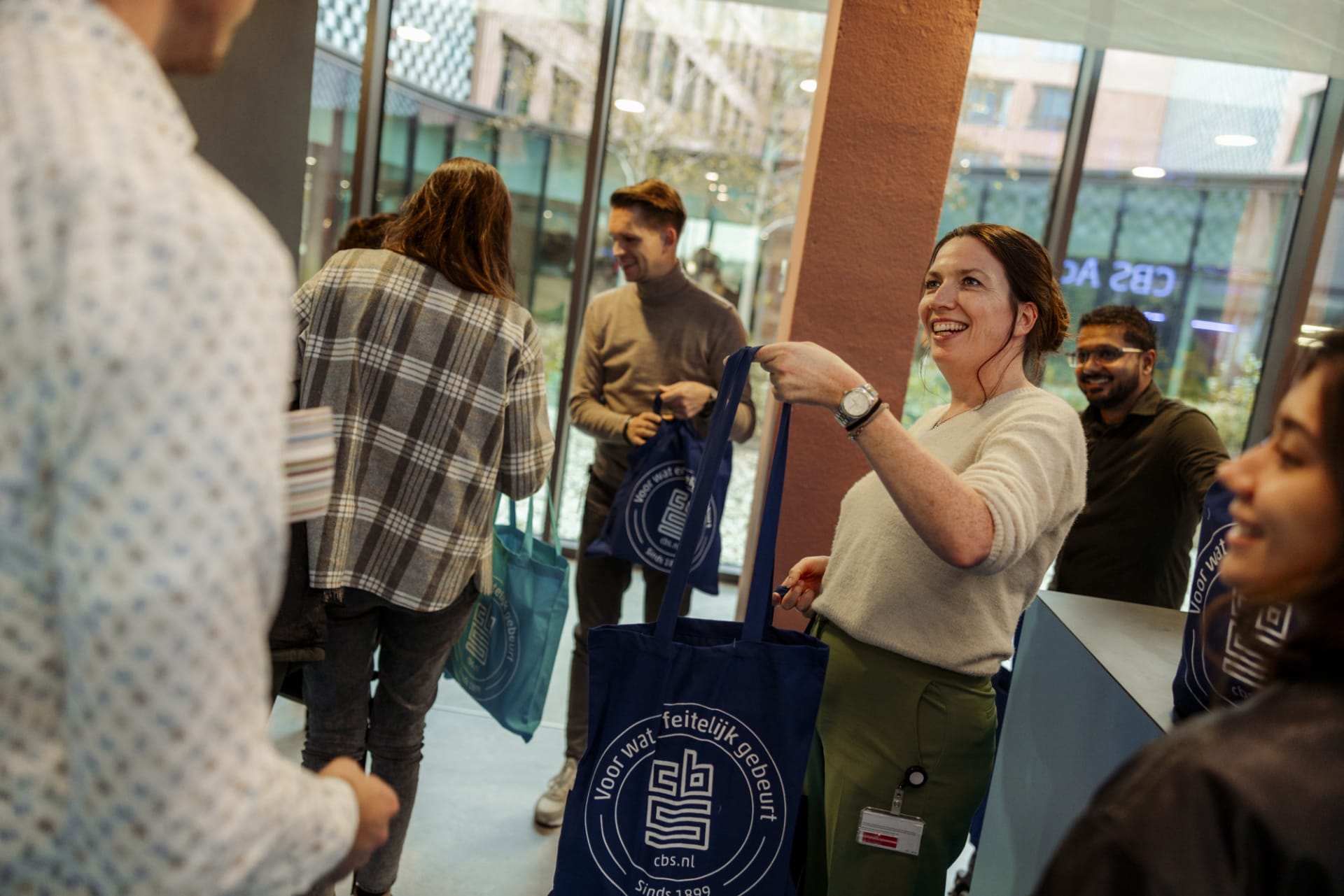 Hartelijk welkom met een goodiebag voor nieuwe collega's