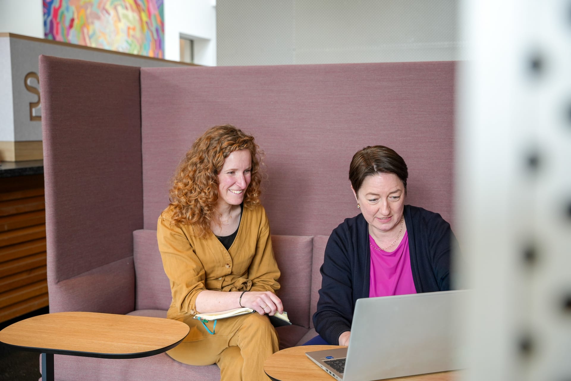 2 collega's in gesprek
