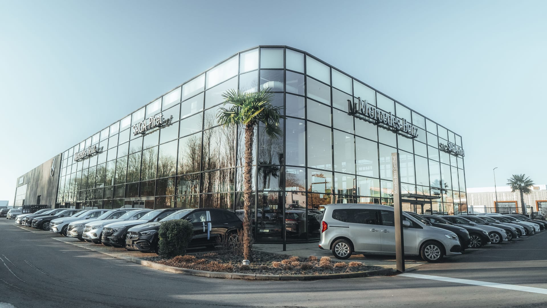 Concession SAGA Mercedes-Benz Nivelles en Belgique
