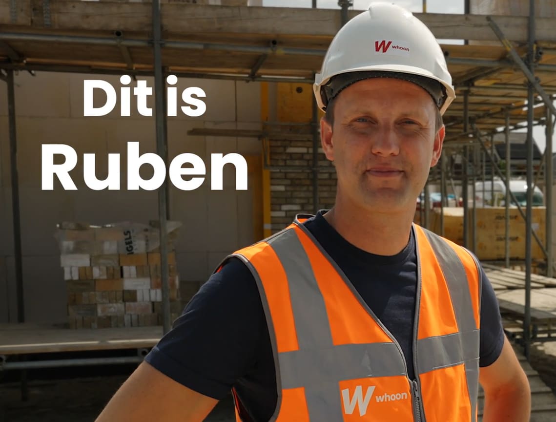 Servicemedewerker Frans - Van Wanrooij