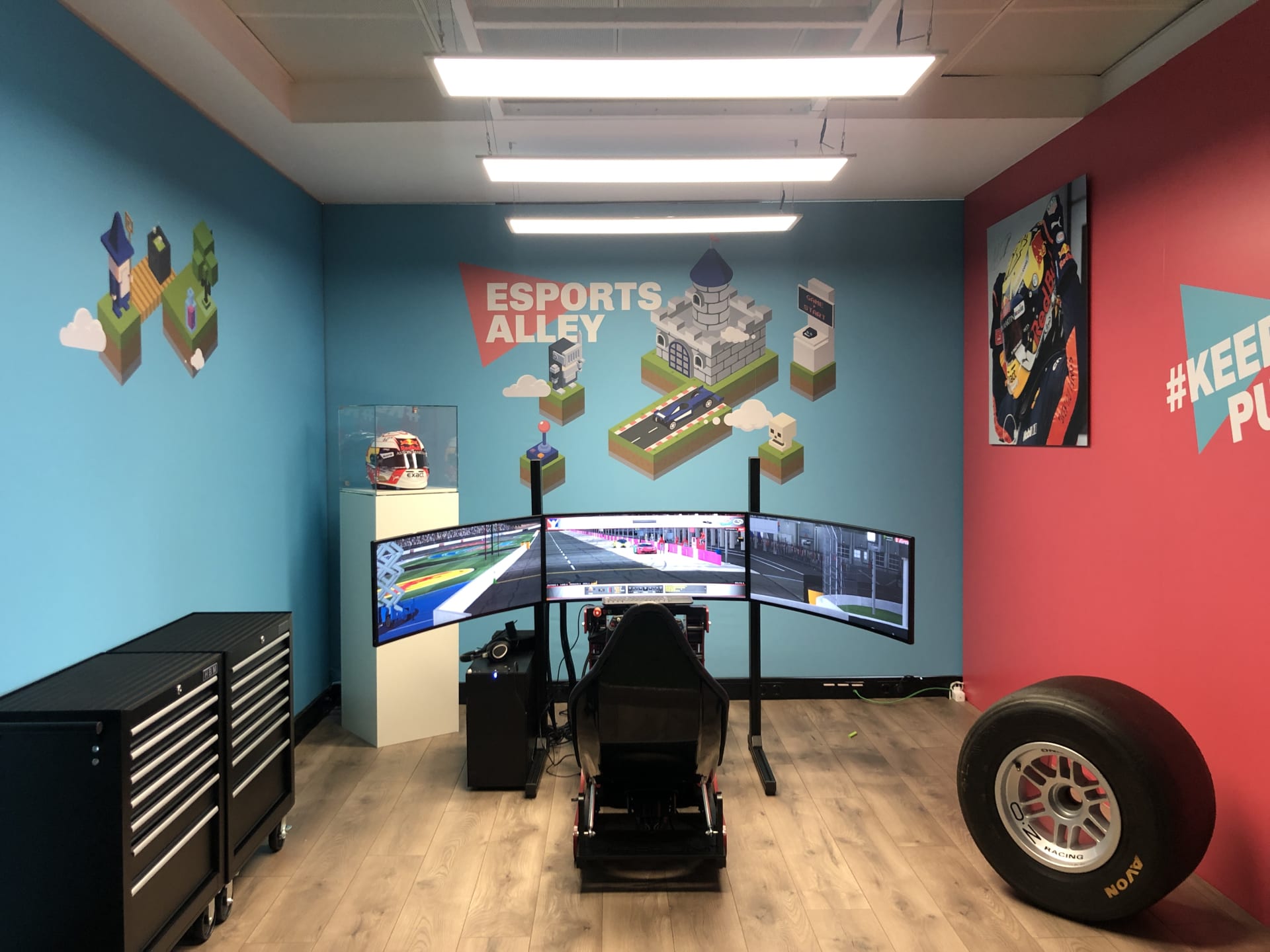 Triple office sim racing