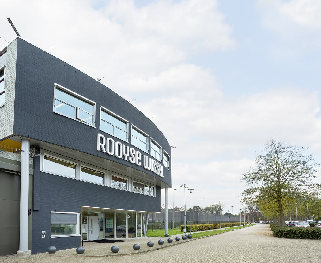 Rooyse Wissel logo