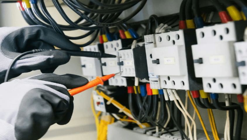 Prüftechniker (m/w/d) im Außendienst inkl. Firmenwagen