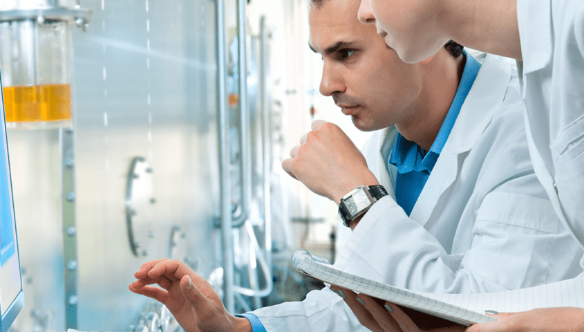 Ambitious life sciences expert